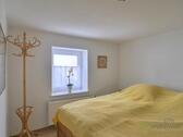 Blick ins Schlafzimmer - Etagenwohnung mit 45,00 m&sup2; in Großenlüder zur Miete