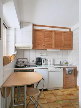 Blick in die Küche - 1 Zimmer Etagenwohnung in Kassel