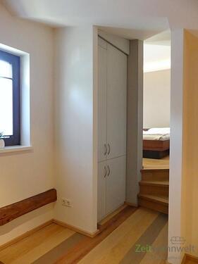 Wand-Kleiderschrank - 