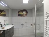 Dusche und Wanne - 