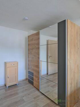 verspiegelter Kleiderschrank - 