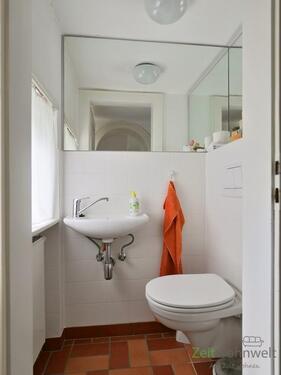 Gäste-WC am Hausflur - 