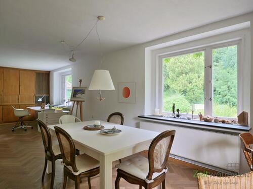 Blick vom Esstisch zum Schreibtisch - 