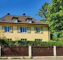 (EF1006_M) Dresden: Radebeul, neu möblierte 2-Zimmer-Wohnung in schöner Villa, Sitzecke, separater Hauseingang, WLAN