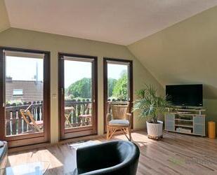 (EF0933_M) Zwickau: Glauchau, hübsche möblierte 2-Zimmer Wohnung mit sonnigem Balkon, WLAN inklusive