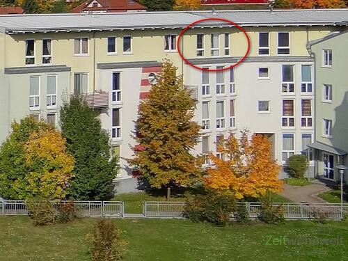 Außenansicht mit Markierung - 2 Zimmer Etagenwohnung zur Miete in Meiningen
