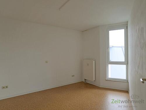 schmales Schlafzimmerfenster - 