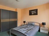Blick ins Schlafzimmer - Etagenwohnung mit 56,00 m² in Eisenach zur Miete