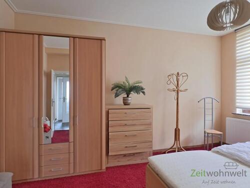 Kleiderschrank - 