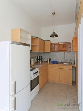 Blick in den Küchenbereich - Etagenwohnung mit 40,00 m&sup2; in Halle (Saale) zur Miete