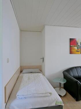 Einzelbett - Etagenwohnung mit 30,00 m&sup2; in Erfurt zur Miete