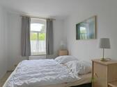 Blick ins Schlafzimmer - 2 Zimmer Etagenwohnung in Halle (Saale)
