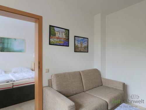 kleines WoZi-Sofa - 2 Zimmer Etagenwohnung zur Miete in Halle (Saale)