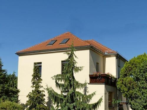 Außenansicht mit Balkon - 