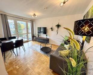 (EF1361_M) Dresden: Plauen, neu möbliertes Apartment mit Parkettböden und Balkon, PKW-Stellplatz mgl.