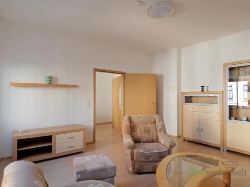 TV fehlte noch - 2 Zimmer Etagenwohnung in Zwickau