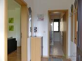 Eingangsflur mit Garderobe - 