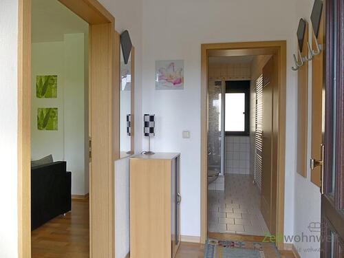 Eingangsflur mit Garderobe - 