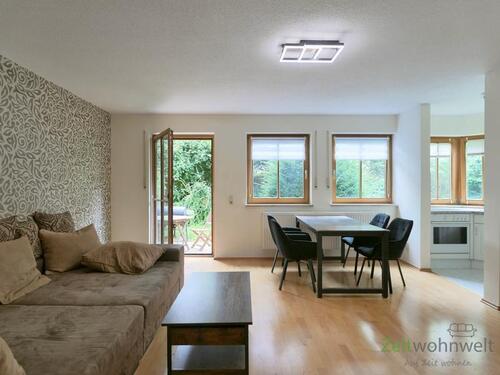 Blick ins Wohnzimmer - (EF1392_M) Dresden: Bannewitz, möblierte 2-Zimmer-Wohnung mit überdachter Terrasse, TG-Stellplatz inklusive