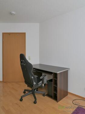 Schreibtisch im Schlafzimmer - 