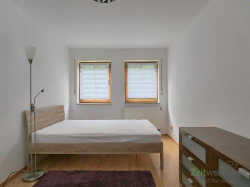 Blick ins Schlafzimmer - 