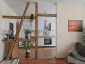 Blick zur Küche - 2 Zimmer Etagenwohnung zur Miete in Erfurt