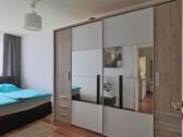 Blick ins Schlafzimmer - 