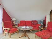 Sofa, Sessel, Radioanlage - 