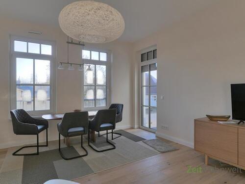 Blick ins Wohnzimmer - 2 Zimmer Etagenwohnung zur Miete in Magdeburg