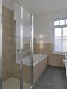 Dusche und Wanne - 