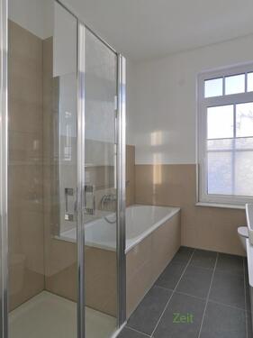 Dusche und Wanne - 