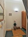 Eingangsbereich mit Garderobenschrank - 