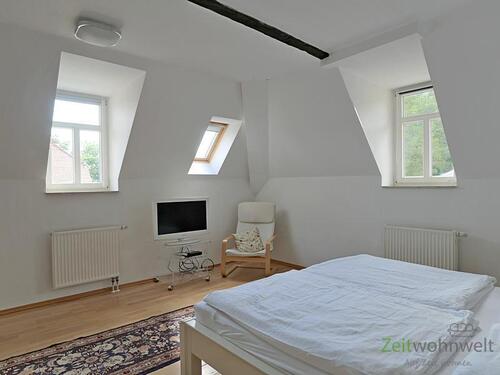 TV im linken Schlafzimmer - 