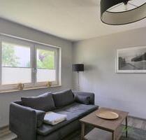 (EF1402_M) Kassel-Stadt: Wehlheiden, möblierte 2,5-Zimmer-Wohnung mit Balkon in ruhiger Nebenstraße