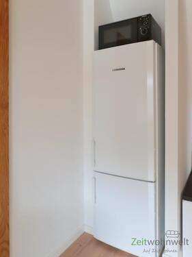 Kühl- Gefrierschrank und Mikrowelle - 