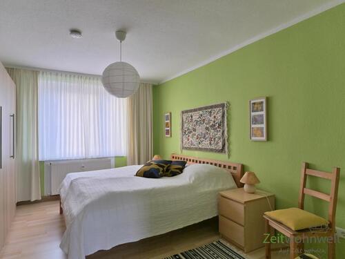 Blick ins Schlafzimmer - 2 Zimmer Etagenwohnung in Bad Berka