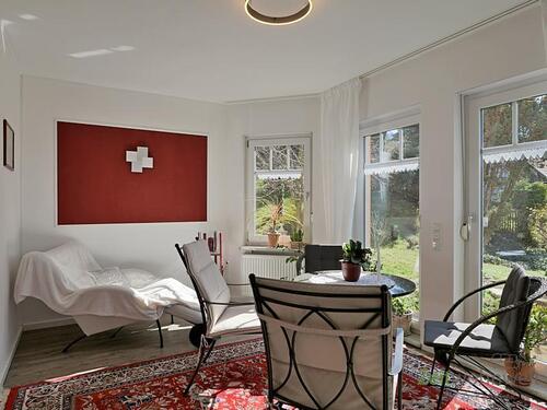 Liegestuhl im Erker - 3 Zimmer Etagenwohnung in Erfurt