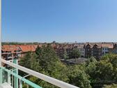Blick vom Balkon - Etagenwohnung mit 33,50 m&sup2; in Erfurt zur Miete