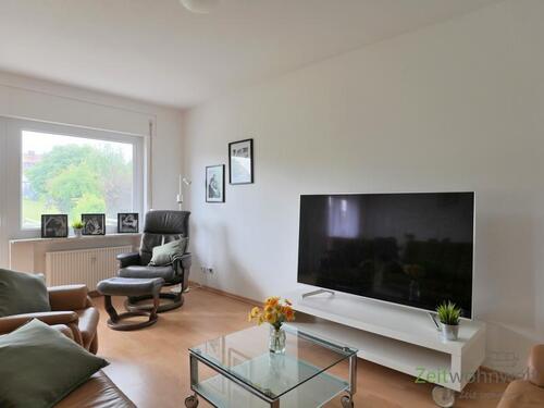 TV und Sessel - Etagenwohnung mit 92,50 m² in Niestetal zur Miete