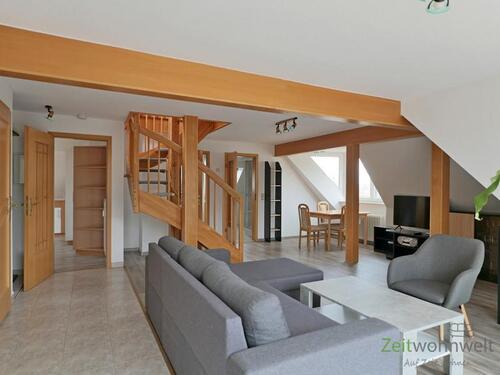 Blick in den Wohnraum - (EF0980_M) Dresden: Briesnitz, möblierte Wohnung mit Dachterrasse und Spitzboden, ruhige Wohnlage, WLAN inkl.