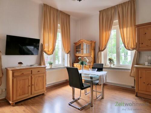 kleiner Esstisch - 2 Zimmer Etagenwohnung zur Miete in Dresden