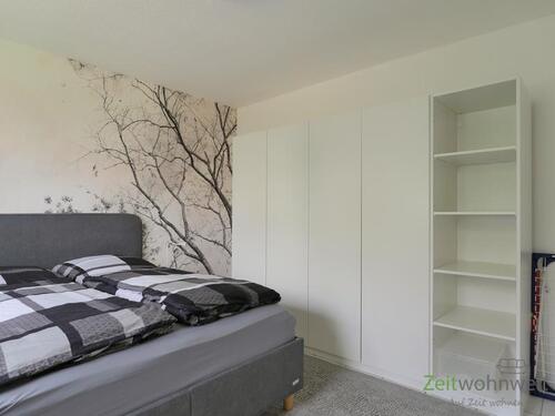 großer Schlafzimmerschrank - 