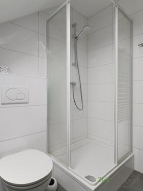 Dusche und WC - 
