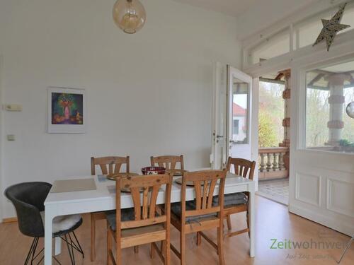 Esstisch vor dem Terrassenausgang - 2 Zimmer Etagenwohnung zur Miete in Eisenach