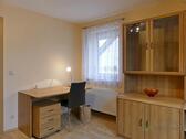 kleiner Schreibtisch - Etagenwohnung mit 28,00 m&sup2; in Dresden zur Miete