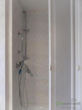 Dusche im Bad - 