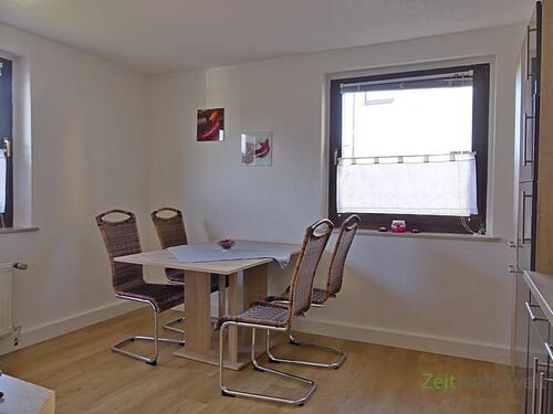 Esstisch in der Küche - Etagenwohnung mit 60,00 m&sup2; in Dohna zur Miete