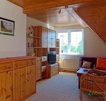 (EF0299_M) Weimar: Bad Berka, möbliertes Apartment in einer sonnigen Villa am Stadtrand, Wäschewechsel und WLAN inkl.