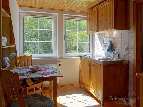 Küche mit Essplatz - 1 Zimmer Etagenwohnung zur Miete in Bad Berka