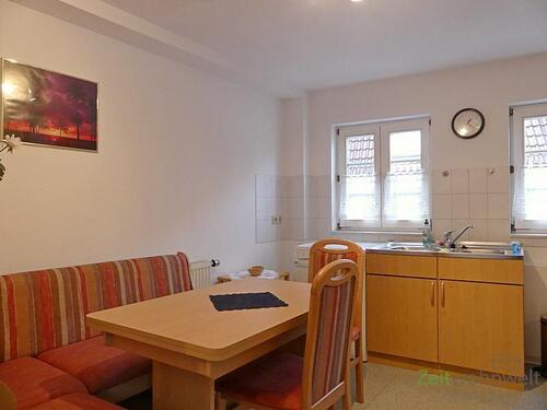 Sitzecke in der Küche - 2 Zimmer Etagenwohnung zur Miete in Erfurt